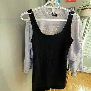 Robe noir au dos ouvert